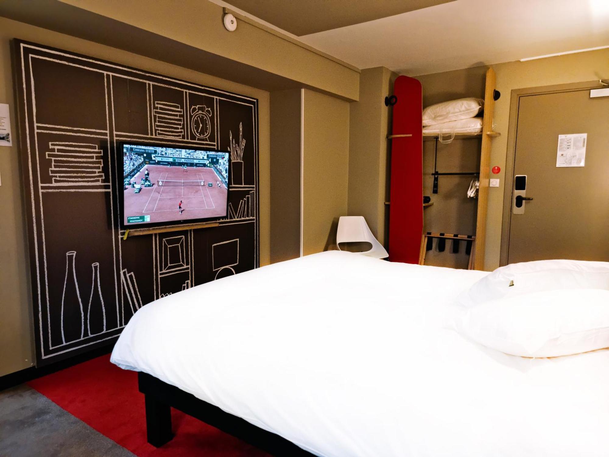 Ibis Porte D'angleterre Hotel Caen