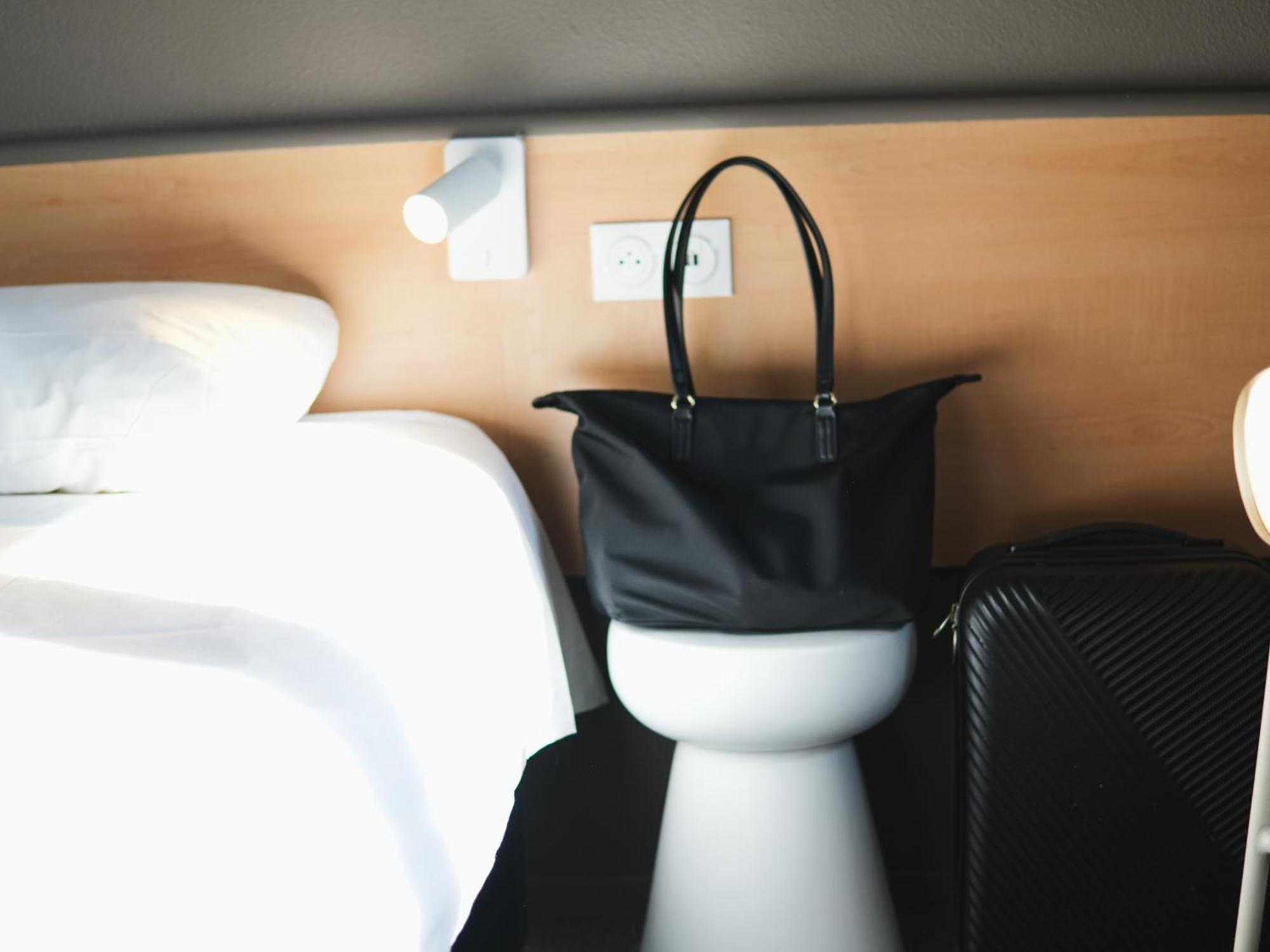 Ibis Porte D’angleterre 3*