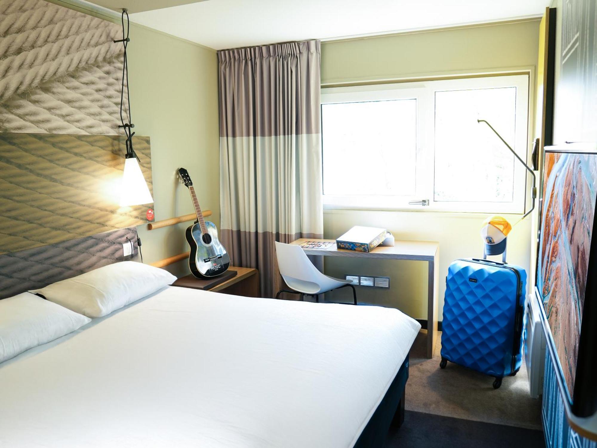Ibis Porte D’angleterre Hotel 3*