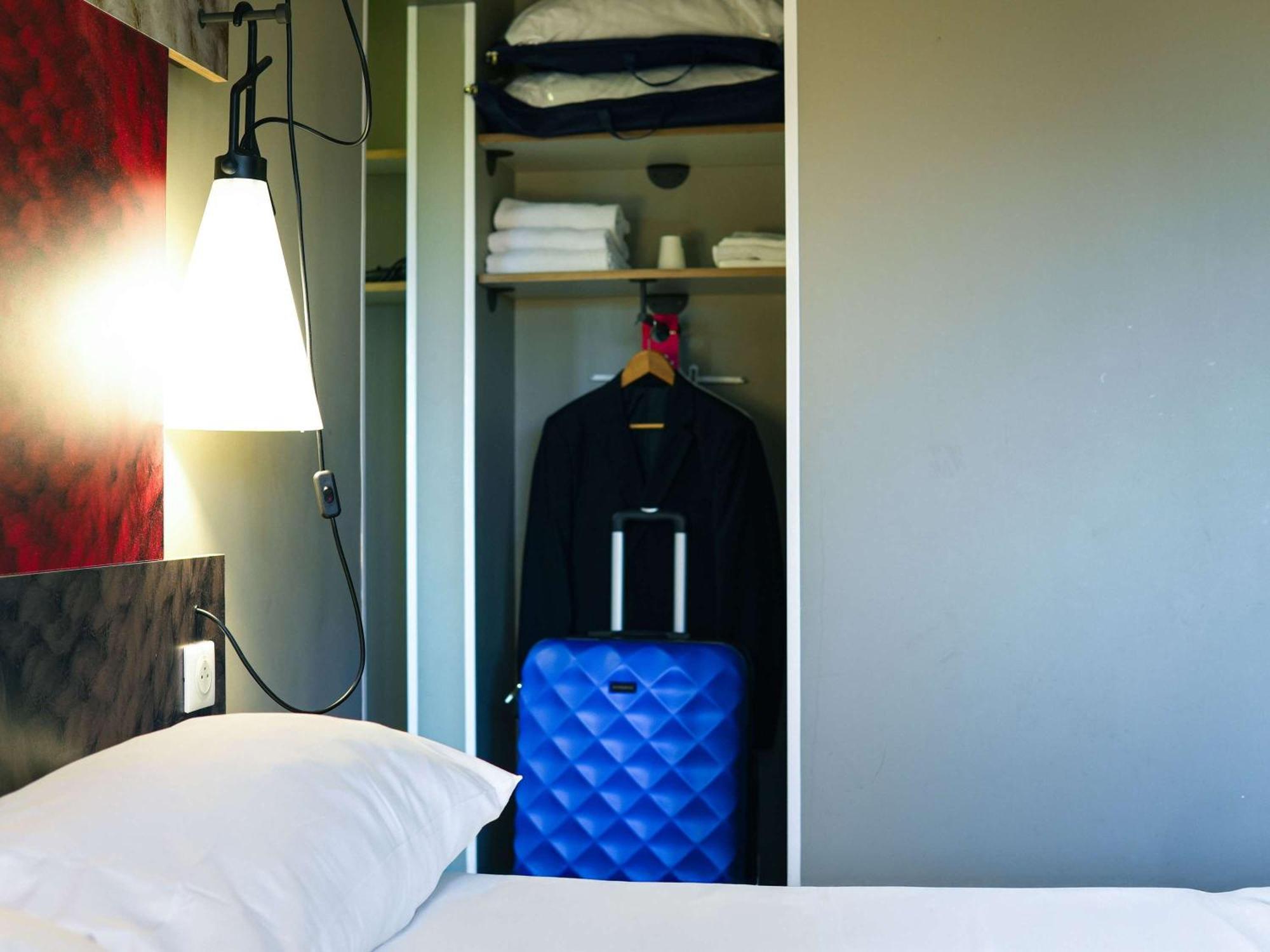 Hotel Ibis Porte D'angleterre
